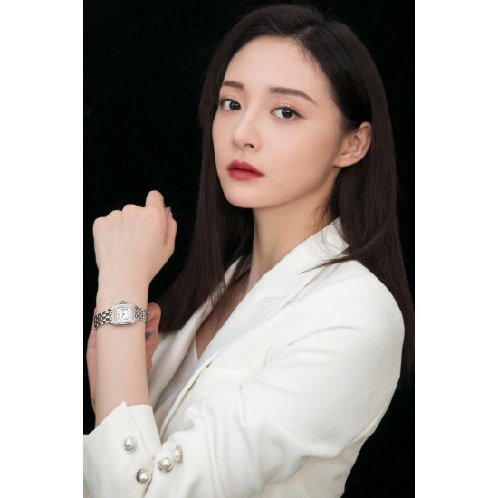 And after all this time,you’re still the one i love,当红明星都在晒的猎豹钻表,你值得拥有……PS:咱家的卡地亚石英款都是进口renta电池!非市面上改机的sony,可轻松区分市场货…… And after all this time,you’re still the one i love,当红明星都在晒的猎豹钻表,你值得拥有……PS:咱家的卡地亚石英款都是进口renta电池!非市面上改机的sony,可轻松区分市场货……