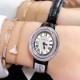 实拍 Cartier HYPNOSE系列腕表卡地亚椭圆双环交叠,演绎卡地亚柔美细腻的标志性风格。腕表灵动深邃,玫瑰金表壳镶嵌明亮式切割圆钻,太阳纹放射效果的表盘与剑形蓝钢指针,搭配鳄鱼皮带 典雅又唯美,再随机配送一条牛皮 30*26mm小号表款,搭配瑞士石英机芯,非常适合女性佩戴。 实拍 Cartier HYPNOSE系列腕表卡地亚椭圆双环交叠,演绎卡地亚柔美细腻的标志性风格。腕表灵动深邃,玫瑰金表壳镶嵌明亮式切割圆钻,太阳纹放射效果的表盘与剑形蓝钢指针,搭配鳄鱼皮带 典雅又唯美,再随机配送一条牛皮 30*26mm小号表款,搭配瑞士石英机芯,非常适合女性佩戴。