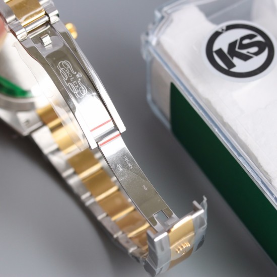 顶级做工KS新品:劳力士 日志 不断提高复刻效果,ROLEX劳力士 间金、间玫、精钢不断改进的钻研精神,特别是五大神器的业界认可,目前销量一直成上升趋势!【尺寸】直径41mm【表镜】抗刮损蓝水晶玻璃,防反光凸透式放大日历窗【表壳】上链表冠,【机芯】稳定复刻2836自动机械机芯、【表带】蚝式三节表链折叠扣,防水大于100米 顶级做工KS新品:劳力士 日志 不断提高复刻效果,ROLEX劳力士 间金、间玫、精钢不断改进的钻研精神,特别是五大神器的业界认可,目前销量一直成上升趋势!【尺寸】直径41mm【表镜】抗刮损蓝水晶玻璃,防反光凸透式放大日历窗【表壳】上链表冠,【机芯】稳定复刻2836自动机械机芯、【表带】蚝式三节表链折叠扣,防水大于100米