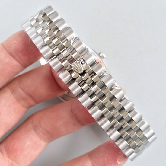 『AR精品』ROLEX DATEJUST劳力士日志型腕表副本的十年精华， 并行代购版DATEJUST，完美修正十年间所有副本的不足和缺陷，搭载3135机并搭配正品代购包装物料，重新定义最高品质的DATEJUST副本，真正的A级副本劳力士DATEJUST[AR出品]36mm尺寸。