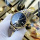 实物拍摄品牌：江诗丹顿 -Vacheron Constantin 最新推出类型：[酷]男士腕表表壳：316精钢（做工优质）表带：进口真牛皮/316精钢（两种可选）机芯：高级定制全自动机械机芯（走时稳定）玻璃：高级强化镀膜镜面尺寸：直径40mm，厚度12.5mm