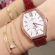 实拍 江诗丹顿-Vacheron Constantin 作为世界上历史悠久的钟表制造商从未停止生产,秉承悉力以赴,精益求精的品牌座右铭,其中有一款-Malte系列25530/000R-9742,经典酒桶型婉表,防磨水晶镜面,内部经反光处理,配置瑞士原装石英机芯,尺寸28.40*38.67毫米,厚度7.28毫米。表壳电镀18K白金/玫瑰金,表带有布绢带,牛皮带两种选择,针扣配带.市面最高版本,你值得拥有! 实拍 江诗丹顿-Vacheron Constantin 作为世界上历史悠久的钟表制造商从未停止生产,秉承悉力以赴,精益求精的品牌座右铭,其中有一款-Malte系列25530/000R-9742,经典酒桶型婉表,防磨水晶镜面,内部经反光处理,配置瑞士原装石英机芯,尺寸28.40*38.67毫米,厚度7.28毫米。表壳电镀18K白金/玫瑰金,表带有布绢带,牛皮带两种选择,针扣配带.市面最高版本,你值得拥有!