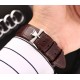 实物拍摄品牌：江诗丹顿 -Vacheron Constantin 酒桶型类型：[酷]男士腕表表壳：316精钢（做工优质）表带：进口小牛皮/316精钢（两种可选）机芯：原装进口8215全自动机械机芯（走时稳定）玻璃：高级强化镀膜镜面尺寸：直径41.5*43mm，厚度13mm