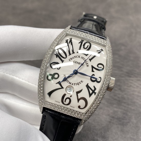 Franck Muller 法兰克穆勒满钻 FM 法穆兰 Casablanca系列 8880 B SC DT自动机械腕表 酒桶形精钢抛光表壳 穹型蓝宝石镜面 镜面与表壳完美拼合 镶嵌施华洛世奇水晶表盘 日历窗口镶嵌放大镜 日本西铁城8205自动机械机芯 客户定制美洲鳄鱼皮表带 针扣 39.5mmX55.3mm 出货实拍 Franck Muller 法兰克穆勒满钻 FM 法穆兰 Casablanca系列 8880 B SC DT自动机械腕表 酒桶形精钢抛光表壳 穹型蓝宝石镜面 镜面与表壳完美拼合 镶嵌施华洛世奇水晶表盘 日历窗口镶嵌放大镜 日本西铁城8205自动机械机芯 客户定制美洲鳄鱼皮表带 针扣 39.5mmX55.3mm 出货实拍