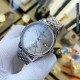 实物拍摄品牌：江诗丹顿 -Vacheron Constantin 最新推出类型：[酷]男士腕表表壳：316精钢（做工优质）表带：进口真牛皮/316精钢（两种可选）机芯：高级定制全自动机械机芯（走时稳定）玻璃：高级强化镀膜镜面尺寸：直径40mm，厚度12.5mm