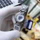 实物拍摄 浪琴-LONGINES[玫瑰][玫瑰][玫瑰]女神爆款 最美心月 采用进口石英机芯 独具一格的心形图案，高贵奢华，316精钢表壳  超强耐磨矿物质玻璃镜面  清秀女神必备[玫瑰][玫瑰][玫瑰]尺寸：直径29mm厚度10mm 请认准独家品质！