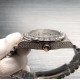 劳力士ROLEX R40 SF Factory 新款Oyster Perpetual Pearlmaster 39(蚝式恒动Pearlmaster 39)腕表,堪为宝石镶嵌腕表系列之瑰宝。 永恒黄金腕表镶嵌最珍稀的钻石,充分展现劳力士在宝石镶嵌方面的非凡技艺。品牌:Rolex劳力士系列:蚝式恒动腕表机芯:全自动机械表带:镶钻精钢表链尺寸:43.5 x 13mm材料:316精钢+蓝宝石玻璃 三杰精致推荐男士机械腕表 SJ为你精心打造超真实实物图拍摄 劳力士ROLEX R40 SF Factory 新款Oyster Perpetual Pearlmaster 39(蚝式恒动Pearlmaster 39)腕表,堪为宝石镶嵌腕表系列之瑰宝。 永恒黄金腕表镶嵌最珍稀的钻石,充分展现劳力士在宝石镶嵌方面的非凡技艺。品牌:Rolex劳力士系列:蚝式恒动腕表机芯:全自动机械表带:镶钻精钢表链尺寸:43.5 x 13mm材料:316精钢+蓝宝石玻璃 三杰精致推荐男士机械腕表 SJ为你精心打造超真实实物图拍摄