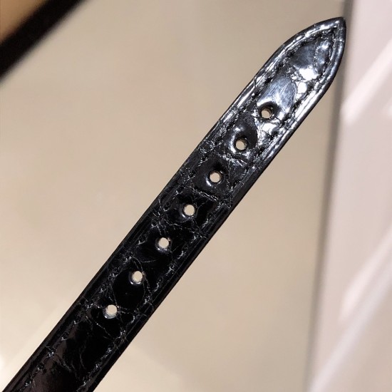 实拍 萧邦新品TWO O TEN系列小方壳珠宝系列集现代高素质制表工艺技术,精致由内而外,彰显每一处细节精细做工、极致臻美,朝气蓬勃迎着新一年自由奋斗精神小方壳身*28mm*26mm精钢表壳白金镶钻,金钻,玫瑰金钻挑选天然珍珠贝壳母数字面拱桥蓝宝石镜玻sapphire 日本Miyota 精选石英小机芯搭配美洲鳄鱼皮表带 实拍 萧邦新品TWO O TEN系列小方壳珠宝系列集现代高素质制表工艺技术,精致由内而外,彰显每一处细节精细做工、极致臻美,朝气蓬勃迎着新一年自由奋斗精神小方壳身*28mm*26mm精钢表壳白金镶钻,金钻,玫瑰金钻挑选天然珍珠贝壳母数字面拱桥蓝宝石镜玻sapphire 日本Miyota 精选石英小机芯搭配美洲鳄鱼皮表带