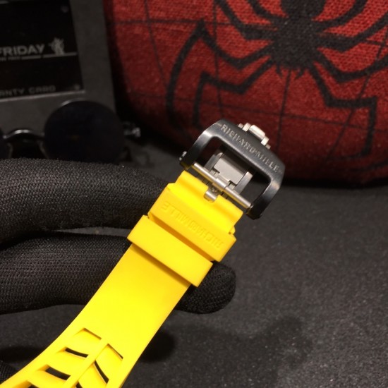 理查德米勒 Richard Mille⌚️碳纤维壳43*50毫米 一如既往防水胶带配原装折叠扣极具个性与夸张的表壳表盘设计只为遇见个性独特的你 一如既往的酷 理查德米勒 Richard Mille⌚️碳纤维壳43*50毫米 一如既往防水胶带配原装折叠扣极具个性与夸张的表壳表盘设计只为遇见个性独特的你 一如既往的酷