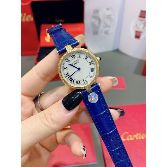 经典永不过时的Cartier卡地亚圆盘中古腕表YYDS❤️一只很复古情结的卡地亚mustbe它来了。30mm表盘大小刚刚好,优雅大方且不失气质的韵味,蓝宝石把头在阳光下依旧纯洁透亮闪耀✨设计大气且耐看,卡地亚罗马文字表盘复古时尚,设计大气且耐看,蓝宝石水晶镜面,表盘两头以简洁的T形金属衔接表带,采用意大利牛皮表带,压鳄鱼纹花色,双面皮透气好,中古美表不仅满满的vintage韵味,酷辣御姐或温柔甜姐都可驾驭的加分款 经典永不过时的Cartier卡地亚圆盘中古腕表YYDS❤️一只很复古情结的卡地亚mustbe它来了。30mm表盘大小刚刚好,优雅大方且不失气质的韵味,蓝宝石把头在阳光下依旧纯洁透亮闪耀✨设计大气且耐看,卡地亚罗马文字表盘复古时尚,设计大气且耐看,蓝宝石水晶镜面,表盘两头以简洁的T形金属衔接表带,采用意大利牛皮表带,压鳄鱼纹花色,双面皮透气好,中古美表不仅满满的vintage韵味,酷辣御姐或温柔甜姐都可驾驭的加分款