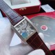 SJ出品 TW复刻升级版 CARTIER卡地亚 T2 坦克系列 W5330001 自动机械男表 原装正品开模打造 1:1复刻 搭载原版1904MC型机芯 尺寸:34*44mm 蓝宝石镜面 意大利小牛皮带 三杰精致推荐男士机械瑞士腕表 SJ为你精心制作超真实实物图拍摄 SJ出品 TW复刻升级版 CARTIER卡地亚 T2 坦克系列 W5330001 自动机械男表 原装正品开模打造 1:1复刻 搭载原版1904MC型机芯 尺寸:34*44mm 蓝宝石镜面 意大利小牛皮带 三杰精致推荐男士机械瑞士腕表 SJ为你精心制作超真实实物图拍摄