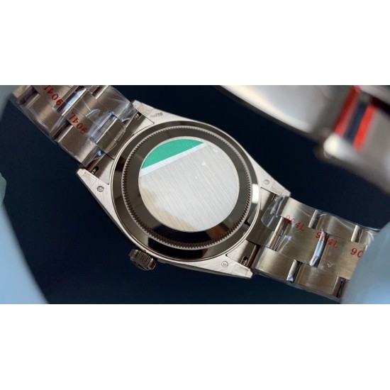 今日推荐劳力士 天行者 玫瑰金咖面 42mm 9002机 顶级品质 出货实拍✈️‏‍   ﻿ ﻿