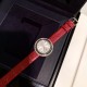 实拍 伯爵-PIAGET 女士腕表 瑞士石英机芯 316L精钢表壳 真牛皮表带 尺寸34*8mm 蓝宝石玻璃镜面 简约的设计,大胆而多彩的配色,以及旋转表圈是伯爵品牌 Possession腕表的特质所在。通过品牌制表师们天马星空的创意,将各个亮色的表带与贵金属、钻石、精钢材质相融,通过圆形盘面的演绎,令全新的 Possession腕表越发闪耀夺目,给人眼前一亮之感 实拍 伯爵-PIAGET 女士腕表 瑞士石英机芯 316L精钢表壳 真牛皮表带 尺寸34*8mm 蓝宝石玻璃镜面 简约的设计,大胆而多彩的配色,以及旋转表圈是伯爵品牌 Possession腕表的特质所在。通过品牌制表师们天马星空的创意,将各个亮色的表带与贵金属、钻石、精钢材质相融,通过圆形盘面的演绎,令全新的 Possession腕表越发闪耀夺目,给人眼前一亮之感