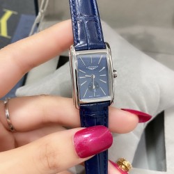 浪琴表黛绰维纳系列石英女士腕表，意式生活邂后现代优雅，精致优雅知性，高端配置，搭配进口石英机芯，拱形双卜蓝宝石玻璃镜面，精钢表壳，进口牛皮表带，表盘尺寸:20.8✖30mm