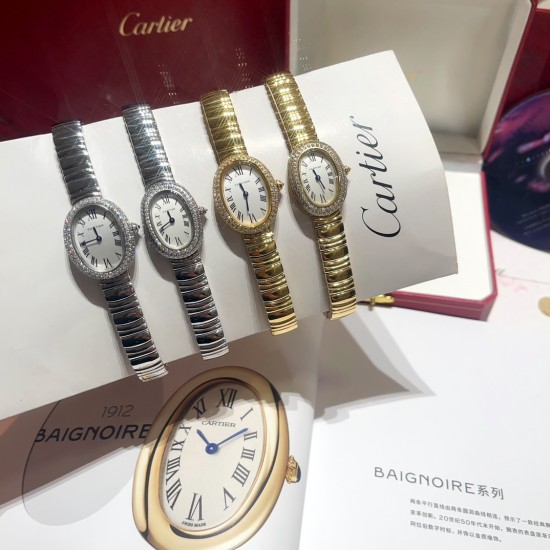 Baignoire de Cartier Small size: W:25mm L:32mmMini size: W:20mm L:25mmBaignoire de Cartier 卡地亚Baignoire1920#浴缸1920系列,进口瑞士石英机芯。316L精钢表壳表链。整体5A莫桑石镶嵌,淬火钢蓝指针,拱形水晶镜面。表壳尺寸:小号尺寸 宽度25mm长度32mmmini尺寸 宽度20mm长度25mm Baignoire de Cartier Small size: W:25mm L:32mmMini size: W:20mm L:25mmBaignoire de Cartier 卡地亚Baignoire1920#浴缸1920系列,进口瑞士石英机芯。316L精钢表壳表链。整体5A莫桑石镶嵌,淬火钢蓝指针,拱形水晶镜面。表壳尺寸:小号尺寸 宽度25mm长度32mmmini尺寸 宽度20mm长度25mm