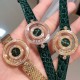 【独家美拍萧邦经邦萧邦HAPPY DIAMONDS系列快乐钻腕表】新增最新绿表盘 蓝宝石玻璃镜面 我们就是自己的神话 原厂瑞士石英机芯 镜面内7颗快乐钻自由转动 活动钻石围绕表盘回旋起舞 制作精巧的表壳玩味透明概念 chopard家标志性的Happy钻石在两片蓝宝石水晶玻璃 形成的空间内自由滑动 充分展现自由和欢快的感觉 表壳顶端与底端各缀有一圈钻石 树叶形指针 较小的同心圆为珍珠母贝质地 呈圆满的球型 两个同心圆环上皆全手工镶有钻石 七颗灵动钻石如悬空漂浮一般 细节见真知 【独家美拍萧邦经邦萧邦HAPPY DIAMONDS系列快乐钻腕表】新增最新绿表盘 蓝宝石玻璃镜面 我们就是自己的神话 原厂瑞士石英机芯 镜面内7颗快乐钻自由转动 活动钻石围绕表盘回旋起舞 制作精巧的表壳玩味透明概念 chopard家标志性的Happy钻石在两片蓝宝石水晶玻璃 形成的空间内自由滑动 充分展现自由和欢快的感觉 表壳顶端与底端各缀有一圈钻石 树叶形指针 较小的同心圆为珍珠母贝质地 呈圆满的球型 两个同心圆环上皆全手工镶有钻石 七颗灵动钻石如悬空漂浮一般 细节见真知