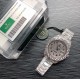 劳力士ROLEX R40 SF Factory 新款Oyster Perpetual Pearlmaster 39(蚝式恒动Pearlmaster 39)腕表,堪为宝石镶嵌腕表系列之瑰宝。 永恒黄金腕表镶嵌最珍稀的钻石,充分展现劳力士在宝石镶嵌方面的非凡技艺。品牌:Rolex劳力士系列:蚝式恒动腕表机芯:全自动机械表带:镶钻精钢表链尺寸:43.5 x 13mm材料:316精钢+蓝宝石玻璃 三杰精致推荐男士机械腕表 SJ为你精心打造超真实实物图拍摄 劳力士ROLEX R40 SF Factory 新款Oyster Perpetual Pearlmaster 39(蚝式恒动Pearlmaster 39)腕表,堪为宝石镶嵌腕表系列之瑰宝。 永恒黄金腕表镶嵌最珍稀的钻石,充分展现劳力士在宝石镶嵌方面的非凡技艺。品牌:Rolex劳力士系列:蚝式恒动腕表机芯:全自动机械表带:镶钻精钢表链尺寸:43.5 x 13mm材料:316精钢+蓝宝石玻璃 三杰精致推荐男士机械腕表 SJ为你精心打造超真实实物图拍摄