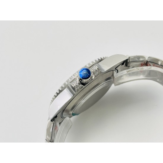 【VRS Factory2022墙裂推荐 市场最高版本】奢华大作,劳力士Rolex SUB潜航者后镶钻定制版!是奢华闪耀与永不退色的融合,更是经典潮流的不二之选!1⃣️【表壳】直径40MM。每一颗钻石/彩宝均来自奥地利(施华洛世奇原产地)经过严格的筛选,确保颜色,大小,火彩统一,专业珠宝镶嵌师精心镶嵌。2⃣️【表带】跟官网同步,904L蚝式钢完美还原坚固耐用的优良血统,效果可媲美原装。3⃣️【机芯】采用复刻界的机芯之王——搭配3135自动上旋机芯。VRS Factory匠心力作 敬请各路表友品鉴! 【VRS Factory2022墙裂推荐 市场最高版本】奢华大作,劳力士Rolex SUB潜航者后镶钻定制版!是奢华闪耀与永不退色的融合,更是经典潮流的不二之选!1⃣️【表壳】直径40MM。每一颗钻石/彩宝均来自奥地利(施华洛世奇原产地)经过严格的筛选,确保颜色,大小,火彩统一,专业珠宝镶嵌师精心镶嵌。2⃣️【表带】跟官网同步,904L蚝式钢完美还原坚固耐用的优良血统,效果可媲美原装。3⃣️【机芯】采用复刻界的机芯之王——搭配3135自动上旋机芯。VRS Factory匠心力作 敬请各路表友品鉴!
