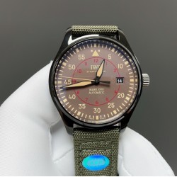 AOF全面升级 V7 版马克 飞行员PILOTS WATCHES全系列1️⃣利用最新的精密AI电喷技术，终于试验出少量的零色差的万国色值2️⃣全场唯一去除紫色温的黑面，开启了字面新工艺的 ＂狂飙’之战！ 3️⃣字體是完美油印100%和原版相同的字体  进口超强夜光⚠️终极版己完美修正纤细大小同步原版！！⚠️而日本进口机芯9015    2892正完完全全符合这特征，最新批次日本纯进口9015   2892更显精准，耐用，摆陀低噪，零返修