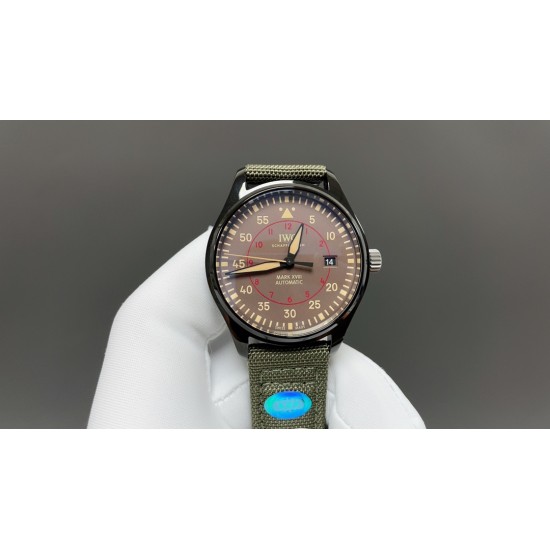 AOF全面升级 V7 版马克 飞行员PILOTS WATCHES全系列1️⃣利用最新的精密AI电喷技术,终于试验出少量的零色差的万国色值2️⃣全场唯一去除紫色温的黑面,开启了字面新工艺的 "狂飙’之战! 3️⃣字體是完美油印100%和原版相同的字体 进口超强夜光⚠️终极版己完美修正纤细大小同步原版!!⚠️而日本进口机芯9015 2892正完完全全符合这特征,最新批次日本纯进口9015 2892更显精准,耐用,摆陀低噪,零返修 AOF全面升级 V7 版马克 飞行员PILOTS WATCHES全系列1️⃣利用最新的精密AI电喷技术,终于试验出少量的零色差的万国色值2️⃣全场唯一去除紫色温的黑面,开启了字面新工艺的 "狂飙’之战! 3️⃣字體是完美油印100%和原版相同的字体 进口超强夜光⚠️终极版己完美修正纤细大小同步原版!!⚠️而日本进口机芯9015 2892正完完全全符合这特征,最新批次日本纯进口9015 2892更显精准,耐用,摆陀低噪,零返修