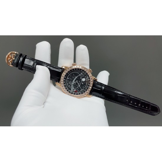 PP百达翡丽超级复杂功能时计系列:星空(超级夜光)真星空轨道表盘,星象图表盘由三块不同的圆盘共同组成,两块圆盘分别显示星空背景和月相,另有一块透明水晶圆盘显示星象图和银河,完美演绎浩瀚星空。透过底盖可见原装240 LU CL C珍珠陀机芯,动力储存可达48小时。整表直径4411与正品一致。快拆表带是手工缝制的亮色方形鳞纹表带搭配原装折叠扣。这款非凡的时计作品,彰显了百达翡丽精湛的制表工艺以及超卓的复杂领域开创精神,把整个星空佩戴在手腕上,你值得拥有 PP百达翡丽超级复杂功能时计系列:星空(超级夜光)真星空轨道表盘,星象图表盘由三块不同的圆盘共同组成,两块圆盘分别显示星空背景和月相,另有一块透明水晶圆盘显示星象图和银河,完美演绎浩瀚星空。透过底盖可见原装240 LU CL C珍珠陀机芯,动力储存可达48小时。整表直径4411与正品一致。快拆表带是手工缝制的亮色方形鳞纹表带搭配原装折叠扣。这款非凡的时计作品,彰显了百达翡丽精湛的制表工艺以及超卓的复杂领域开创精神,把整个星空佩戴在手腕上,你值得拥有