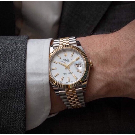 劳力士 ROLEX 日志系列41mm！搭载进口机械机芯，316精钢材质 原装表扣，立体散珠带，百搭商务休闲款式！