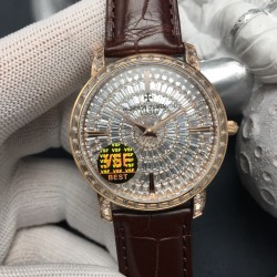 VSF Factory狠货推荐 原版复刻  ⌚️江诗丹顿传袭系列 新款奢华满天星 型号82760/000G-9952男士腕表！1.表壳用316L精钢加电白金工艺，特别闪烁靓丽，施华路世奇水晶钻手工镶钻工艺！2.搭配双卜永不刮花蓝宝石玻璃镜面！3.标配纯手工意大利鳄鱼皮表带！4.搭配日本进口9⃣️0⃣️1⃣️5⃣️机芯机械（零返修）每小时振频次数28800，动力储存4⃣️0⃣️小时！VSF诚意之作 匠心独运，完美演绎，值得你拥有！