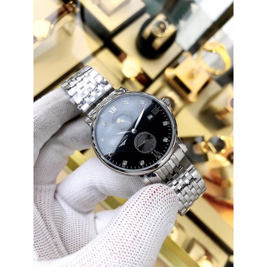 品牌:浪琴-LONGINES 表带:进口小牛皮/316精钢机芯:全自动机械机芯玻璃:高级强化镀膜镜面尺寸:直径40mm,厚度12mm 品牌:浪琴-LONGINES 表带:进口小牛皮/316精钢机芯:全自动机械机芯玻璃:高级强化镀膜镜面尺寸:直径40mm,厚度12mm