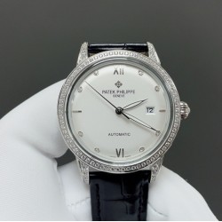 百达翡丽-PATEK PHILIPPE-火热新款式，新款锅盖，耗时长达8个月！超薄男士自动机械腕表，采用进口原装9015机芯，每小时振频28800次，零返修质量，直径40mm原装尺寸，超薄工艺8mm，锅盖玻璃材质！超强防水50米！专柜同款，一比一复刻！带上他锋芒尽显，气派不凡！耀眼光辉，永恒尊贵。⚠️请认准专业独家品质！欢迎转载