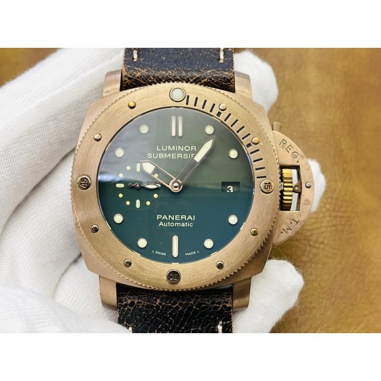 【VS Factory2023墙裂推荐 新力作】V2升级版 VS沛.纳海 Pam382 机芯功能升级:1⃣️时针单独调时,通过时针调历。2⃣️机芯背透 :摆轮与正品一致 螺丝孔位95%以上接近正品。3⃣️直径47毫米!4⃣️搭载定制版自动上链机芯!5⃣️大家常说硬汉风格什么的,我觉得青铜382才是最最硬汉的沛纳海,不光在造型上够钢猛,青铜材质更是在经过岁月洗礼后变得不一样,有经历,有故事,有一种沧桑感,这才是真正的硬汉!敢死队同款哦!VS Factory匠心之作 值得您拥有! 【VS Factory2023墙裂推荐 新力作】V2升级版 VS沛.纳海 Pam382 机芯功能升级:1⃣️时针单独调时,通过时针调历。2⃣️机芯背透 :摆轮与正品一致 螺丝孔位95%以上接近正品。3⃣️直径47毫米!4⃣️搭载定制版自动上链机芯!5⃣️大家常说硬汉风格什么的,我觉得青铜382才是最最硬汉的沛纳海,不光在造型上够钢猛,青铜材质更是在经过岁月洗礼后变得不一样,有经历,有故事,有一种沧桑感,这才是真正的硬汉!敢死队同款哦!VS Factory匠心之作 值得您拥有!