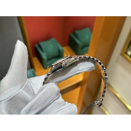 劳力士冰莓粉日志31mm316L精钢材质2236全自动机械机芯
