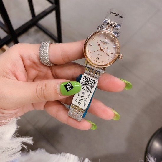 爆款浪琴女表316精钢表带 进口石英机芯（精准）耐磨蓝光玻璃。尺寸：女直径30mm厚10mm