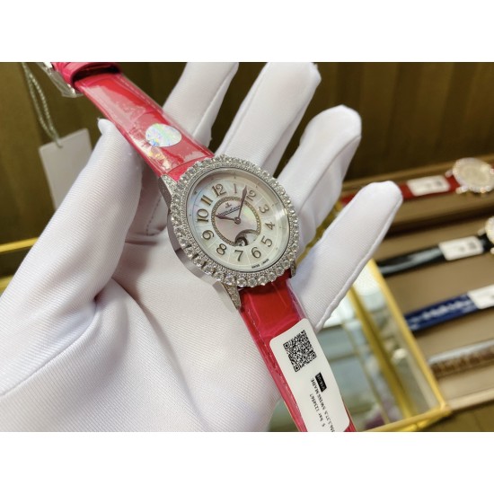 实拍 v18出品 狠货来袭 积家 约会大师 升级版最新24小时日月星辰 日月分明 女士腕表 珠宝镶钻设计风格首次使用高级珠宝的爪镶工艺而非常罕见轨道镶嵌!采用锆石材料。鲜艳光泽强!壳套:珠宝镶钻表壳、316L精钢玻璃:采用蓝宝石水晶表镜表盘:珍珠母贝镶钻表盘、台湾厂立体数字真钉立体!太阳月亮浮现出立体效果24小时日月分明表带:美洲鳄鱼皮表带尺寸:直径36mm,厚度8.8mm机芯:瑞士进口机芯体现出高贵优雅气质、材质进口质量保证零0⃣返修 实拍 v18出品 狠货来袭 积家 约会大师 升级版最新24小时日月星辰 日月分明 女士腕表 珠宝镶钻设计风格首次使用高级珠宝的爪镶工艺而非常罕见轨道镶嵌!采用锆石材料。鲜艳光泽强!壳套:珠宝镶钻表壳、316L精钢玻璃:采用蓝宝石水晶表镜表盘:珍珠母贝镶钻表盘、台湾厂立体数字真钉立体!太阳月亮浮现出立体效果24小时日月分明表带:美洲鳄鱼皮表带尺寸:直径36mm,厚度8.8mm机芯:瑞士进口机芯体现出高贵优雅气质、材质进口质量保证零0⃣返修