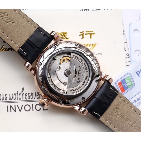 卡地亚 Cartier 精品男士腕表,经典大三针设计,尊贵大气,绅士风范,卓越品质,采用全自动机械机芯,进口小牛皮表带,尺寸42mm! 卡地亚 Cartier 精品男士腕表,经典大三针设计,尊贵大气,绅士风范,卓越品质,采用全自动机械机芯,进口小牛皮表带,尺寸42mm!
