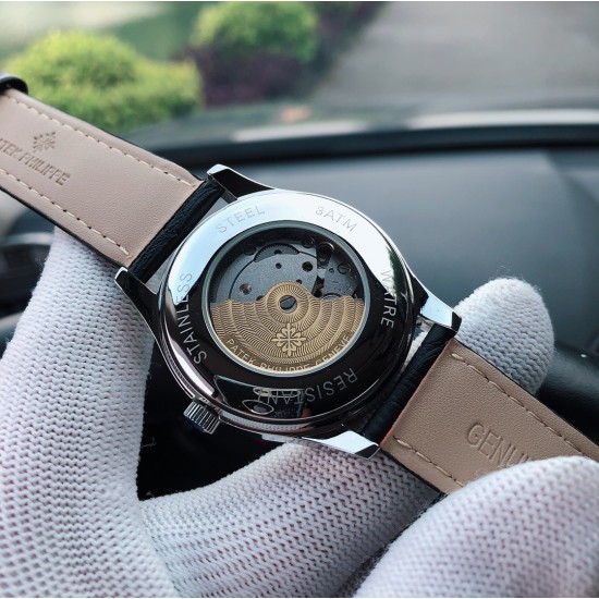 品牌:百达翡丽-PATEK PHILPPE 类型: 男士腕表 X20表壳:316精钢(做工优质)表带:进口小牛皮/简约针扣机芯:进口西铁城8215全自动机芯材料:顶级蓝宝石玻璃尺寸:直径39mm 厚度12mm 三杰精致推荐男士机械腕表 SJ为你精心挑选超真实实物图拍摄 品牌:百达翡丽-PATEK PHILPPE 类型: 男士腕表 X20表壳:316精钢(做工优质)表带:进口小牛皮/简约针扣机芯:进口西铁城8215全自动机芯材料:顶级蓝宝石玻璃尺寸:直径39mm 厚度12mm 三杰精致推荐男士机械腕表 SJ为你精心挑选超真实实物图拍摄