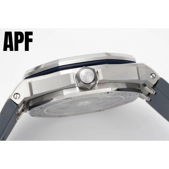 新配色到货 APF厂新款亮相专注 AP 爱彼 潜水表15720腕表 【购入原装拆机复刻】所有细节都同步原装 秒杀市面上同系列 1.搭载4308机芯同步原装7点位置摆轮，2.原装陶瓷旋入式表冠，10点位置表冠内部齿轮同步原装齿轮数量121个，完成原装调节手感一致效果。3.表带原装氟橡胶可替换式橡胶。4.表扣可替换原装可开口快拆。5.日历颜色同步原装配对字面颜色。6.全表字面内圈夜光采用瑞士C3夜光粉,在紫光灯下可以匹对原装发光效果达到乱真工艺。7.表盘工艺原装一样双层夹层日历窗口搭配蓝宝石微型放大镜。