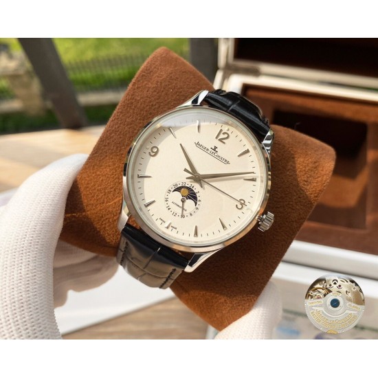 积家 Jaeger Lecoultre 大师系列,经典大三针搭载月相设计,采用全自动机械机芯,进口小牛皮表带,矿物质超强镜面,尺寸43*13mm! 积家 Jaeger Lecoultre 大师系列,经典大三针搭载月相设计,采用全自动机械机芯,进口小牛皮表带,矿物质超强镜面,尺寸43*13mm!
