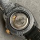 Diw新作勞力士超限量GMT-MASTER II Diw团队重新制作了碳纤维表壳,同时包含表圈、面盘等零件也全都是碳纤维材质,其中碳纤维表圈上数字刻度首次采用全新碳纤维植丁技术(非填油)塑造丰富视觉层次,质感细腻。透视底盖可清楚展示正反快速调日历的劳力士专属cal.3186机芯。搭配柔软魔术贴表带和一体碳纤维表扣。首批量产提供4种颜色表盘可选,5种不同颜色风格表带。 Diw新作勞力士超限量GMT-MASTER II Diw团队重新制作了碳纤维表壳,同时包含表圈、面盘等零件也全都是碳纤维材质,其中碳纤维表圈上数字刻度首次采用全新碳纤维植丁技术(非填油)塑造丰富视觉层次,质感细腻。透视底盖可清楚展示正反快速调日历的劳力士专属cal.3186机芯。搭配柔软魔术贴表带和一体碳纤维表扣。首批量产提供4种颜色表盘可选,5种不同颜色风格表带。