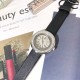 新方钻 伯爵-PIAGET,POSESSION时来运转系列,女士皮带腕表,镶饰方钻石,旋转圈口。这款高级女士腕表以Posession系列的标志性旋转圆环为灵感,搭配璀璨钻石彰显标志性风格,进口瑞士机芯,蓝宝石水晶玻璃,采用原装针式表扣佩戴方便!尺寸:29mm实物拍摄品质如一! 新方钻 伯爵-PIAGET,POSESSION时来运转系列,女士皮带腕表,镶饰方钻石,旋转圈口。这款高级女士腕表以Posession系列的标志性旋转圆环为灵感,搭配璀璨钻石彰显标志性风格,进口瑞士机芯,蓝宝石水晶玻璃,采用原装针式表扣佩戴方便!尺寸:29mm实物拍摄品质如一!