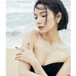 伯爵！钢带无法抵挡的美