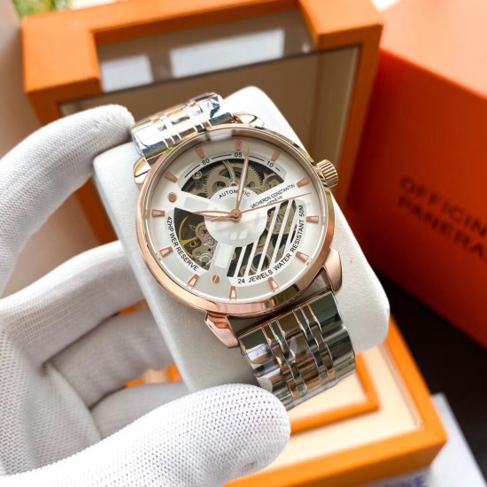 江诗丹顿-Vacheron Constantin ‼️精品男士腕表,劲爆镂空设计,技艺精湛,独具匠心,尊贵大气,绅士风范。采用全自动机械机芯,顶级316精钢表壳表带,矿物质超强镜面,尺寸43-13 江诗丹顿-Vacheron Constantin ‼️精品男士腕表,劲爆镂空设计,技艺精湛,独具匠心,尊贵大气,绅士风范。采用全自动机械机芯,顶级316精钢表壳表带,矿物质超强镜面,尺寸43-13