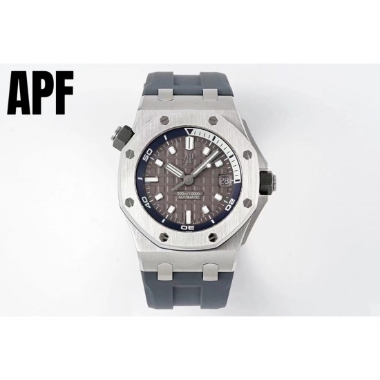 新配色到货 APF厂新款亮相专注 AP 爱彼 潜水表15720腕表 【购入原装拆机复刻】所有细节都同步原装 秒杀市面上同系列 1.搭载4308机芯同步原装7点位置摆轮，2.原装陶瓷旋入式表冠，10点位置表冠内部齿轮同步原装齿轮数量121个，完成原装调节手感一致效果。3.表带原装氟橡胶可替换式橡胶。4.表扣可替换原装可开口快拆。5.日历颜色同步原装配对字面颜色。6.全表字面内圈夜光采用瑞士C3夜光粉,在紫光灯下可以匹对原装发光效果达到乱真工艺。7.表盘工艺原装一样双层夹层日历窗口搭配蓝宝石微型放大镜。