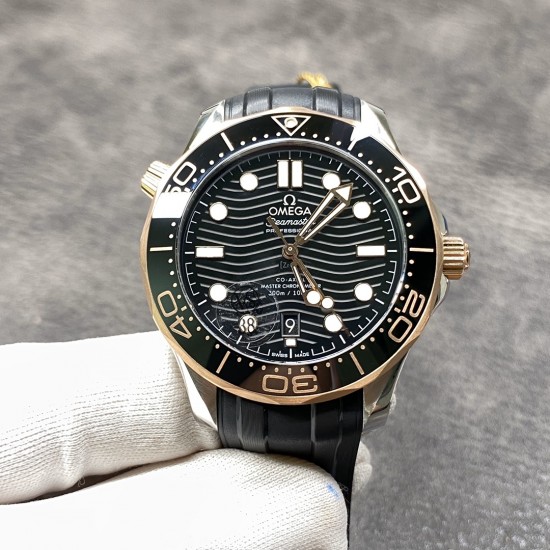 【VS出品】欧米茄 海马300M 316精钢材质打造！玫瑰金，胶带款！8800机 42MM！出货实拍