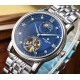 时尚新款 PATEK PHILIPPE【新年巨献 最高版本】百达翡丽超级多功能系列(功能 12字位日月星辰显示 6字位飞达显示)和原装一样的带水平压纹工艺,带荧光刻度 ,42mm直径。316L精钢镀金,原装进口镀膜水晶镜面。字面的外钻为施华洛世奇钻,通透闪亮,气质非凡。在目前技术范畴内尽可能接近原装,此款腕表让您驾驭所有场合。 时尚新款 PATEK PHILIPPE【新年巨献 最高版本】百达翡丽超级多功能系列(功能 12字位日月星辰显示 6字位飞达显示)和原装一样的带水平压纹工艺,带荧光刻度 ,42mm直径。316L精钢镀金,原装进口镀膜水晶镜面。字面的外钻为施华洛世奇钻,通透闪亮,气质非凡。在目前技术范畴内尽可能接近原装,此款腕表让您驾驭所有场合。