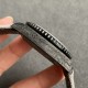 Diw新作勞力士超限量GMT-MASTER II Diw团队重新制作了碳纤维表壳,同时包含表圈、面盘等零件也全都是碳纤维材质,其中碳纤维表圈上数字刻度首次采用全新碳纤维植丁技术(非填油)塑造丰富视觉层次,质感细腻。透视底盖可清楚展示正反快速调日历的劳力士专属cal.3186机芯。搭配柔软魔术贴表带和一体碳纤维表扣。首批量产提供4种颜色表盘可选,5种不同颜色风格表带。 Diw新作勞力士超限量GMT-MASTER II Diw团队重新制作了碳纤维表壳,同时包含表圈、面盘等零件也全都是碳纤维材质,其中碳纤维表圈上数字刻度首次采用全新碳纤维植丁技术(非填油)塑造丰富视觉层次,质感细腻。透视底盖可清楚展示正反快速调日历的劳力士专属cal.3186机芯。搭配柔软魔术贴表带和一体碳纤维表扣。首批量产提供4种颜色表盘可选,5种不同颜色风格表带。