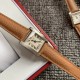 实拍 2020最新卡地亚法国坦克Cartier Tank Franaise系列,一款百搭 性价比又高的手表 搭配全新专柜欧版风格定制的原厂表带,进口瑞士石英机芯。八角形表冠,镶嵌一颗凸圆形合成尖晶石,剑形蓝钢指针,蓝宝石水晶镜面,采用与原装一致的实心内罩,尺寸:25 x 20mm。佩戴舒适柔软服帖,上手显得高贵又典雅,很气质很女人独家货源。 实拍 2020最新卡地亚法国坦克Cartier Tank Franaise系列,一款百搭 性价比又高的手表 搭配全新专柜欧版风格定制的原厂表带,进口瑞士石英机芯。八角形表冠,镶嵌一颗凸圆形合成尖晶石,剑形蓝钢指针,蓝宝石水晶镜面,采用与原装一致的实心内罩,尺寸:25 x 20mm。佩戴舒适柔软服帖,上手显得高贵又典雅,很气质很女人独家货源。