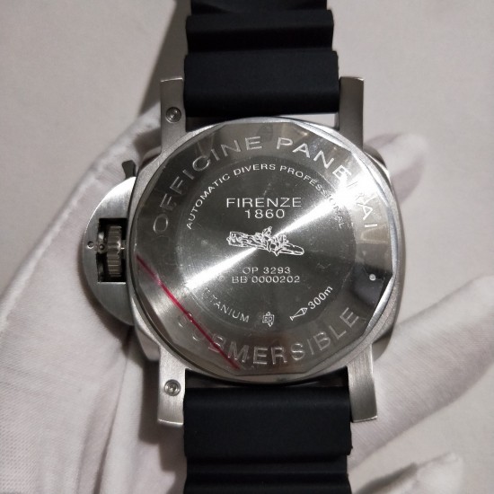 沛纳海新款来袭,SUBMERSIBLE 潜行系列,型号PAM00799,直径47mm,厚度15mm,矿物质强化玻璃,CARBOTECH逆时针旋转表圈附分度标,进口硅胶带,装配全自动机芯!精品奉献,彰显男士魅力,欢迎转载 沛纳海新款来袭,SUBMERSIBLE 潜行系列,型号PAM00799,直径47mm,厚度15mm,矿物质强化玻璃,CARBOTECH逆时针旋转表圈附分度标,进口硅胶带,装配全自动机芯!精品奉献,彰显男士魅力,欢迎转载