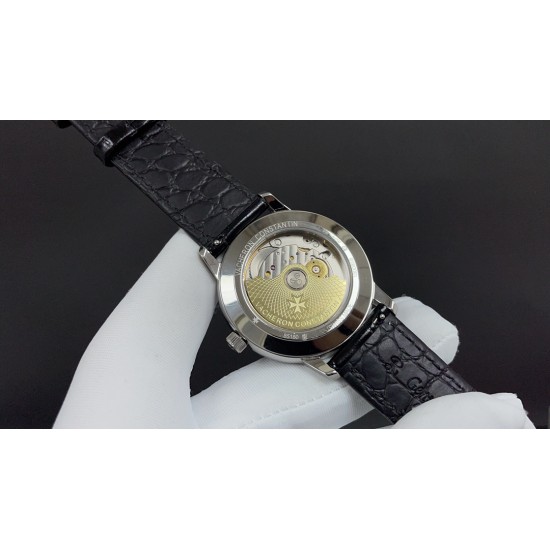 新品推荐 江诗丹顿最新巨作 《vacheron Constantin》超薄系列高级腕表⌚️,火爆上市搭载原装进口9015,每小时振频28800次,零返修。装配特色锅盖玻璃,3D超强立体感,给你不一样的感觉!316L精钢表壳,采用意大利进口小牛皮,原装针扣。深度防水50米,直径40mm。尽显非凡气质,高贵雅致及精美细腻的工艺,耀眼✨✨光辉,永恒尊贵,绝对是男神们的标配! 新品推荐 江诗丹顿最新巨作 《vacheron Constantin》超薄系列高级腕表⌚️,火爆上市搭载原装进口9015,每小时振频28800次,零返修。装配特色锅盖玻璃,3D超强立体感,给你不一样的感觉!316L精钢表壳,采用意大利进口小牛皮,原装针扣。深度防水50米,直径40mm。尽显非凡气质,高贵雅致及精美细腻的工艺,耀眼✨✨光辉,永恒尊贵,绝对是男神们的标配!