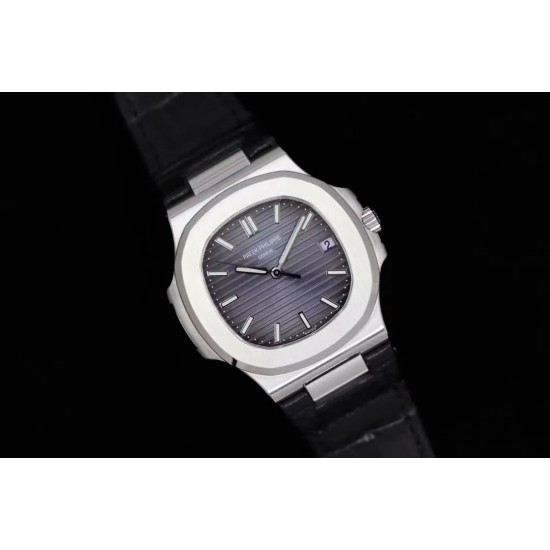 【“薄”大精深 从“芯”出发】全新升级V2版本 PATEK 。PHILPPE——鹦鹉螺5711/1A系列强势回归。1：1全新开模修正三件套壳 厚度仅9mm，修正了以往偏厚的现象，使之佩戴更贴合手腕。搭载全新定制版9015改原装CaI.324 S C洗花机芯。突破了无加夹板的情况下摆轮位置同步正品！定制级的人体工程学表带 修正了表带的铰链部分...[更多]