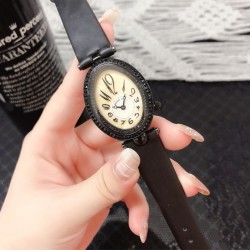 2019新款Breguet-宝玑那不勒斯皇后系列！  史上最强最美 绝对值得拥有的一款 拱桥弧形、表盘用天然白色珍珠母贝 阿拉伯数字时符 经典的蓝钢宝玑指针，完美复刻 那不勒斯皇后款 绝对的女神气质名媛款 最重要的是百搭得来不失少女心 必入款❗带上一秒变女神，各种派对，晚会，聚会，约会，发布会，让你BlingBling